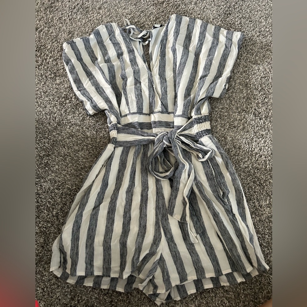 American Eagle XL Striped Romper